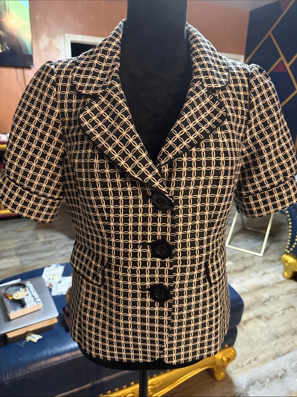 Semantiks short sleeve black and white patterned blazer
